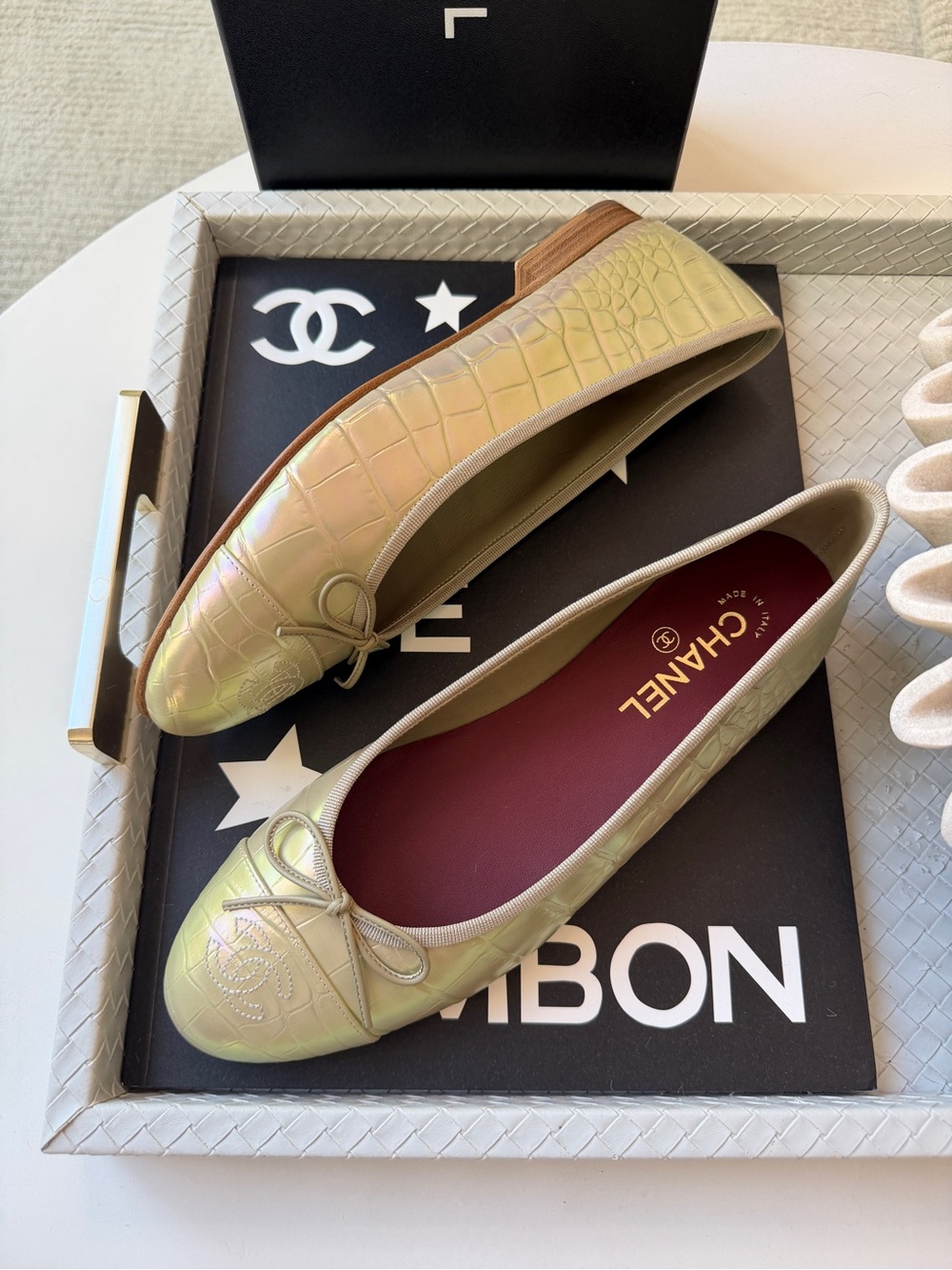 Chanel 26K Yellow Crocodile Croc Embossed Iridescent Cap Toe Ballet Flats 37 - Picture 8 of 15
